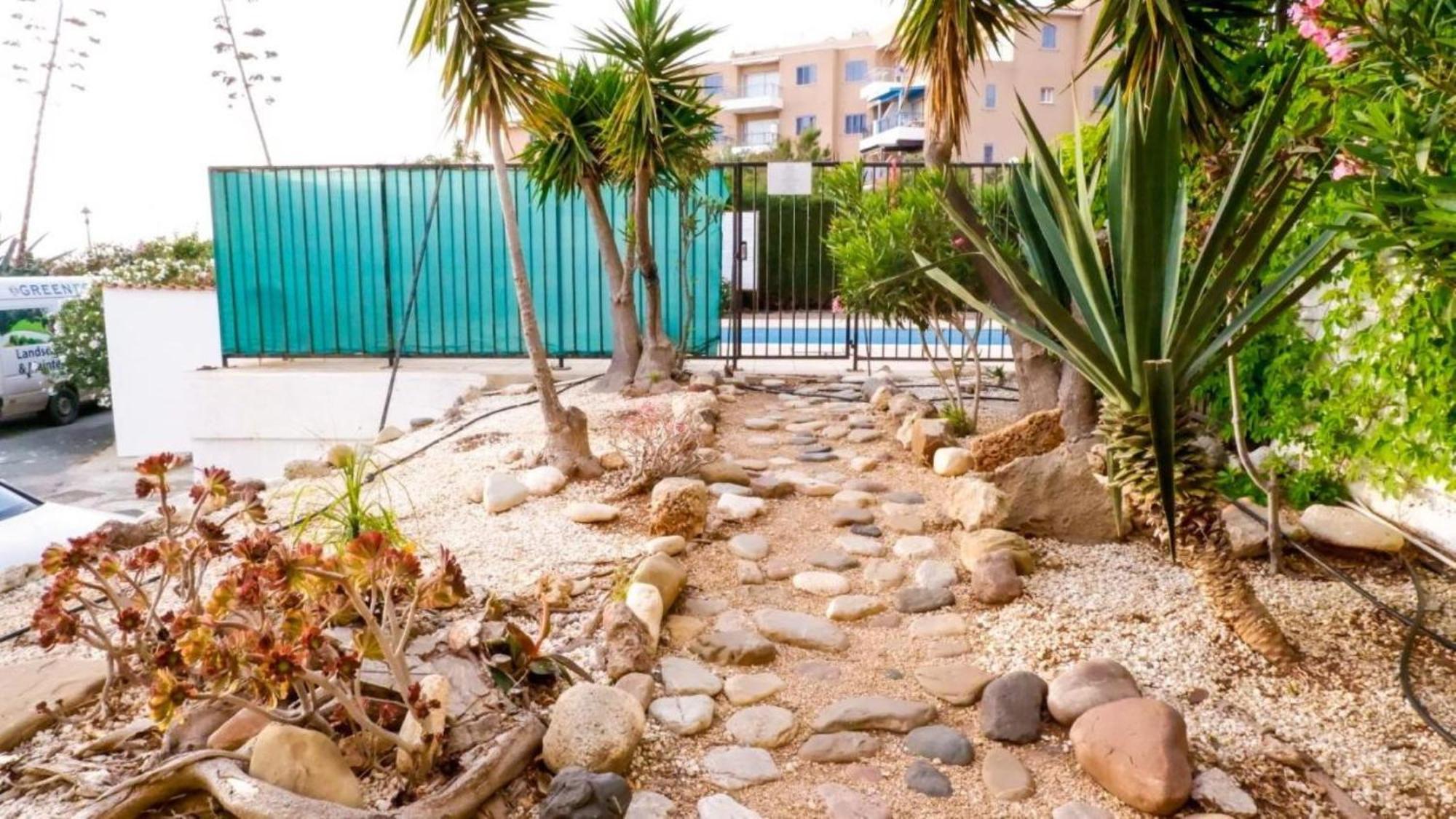 H&O Diamond Complex Sea View Apartment Pafos Exterior foto